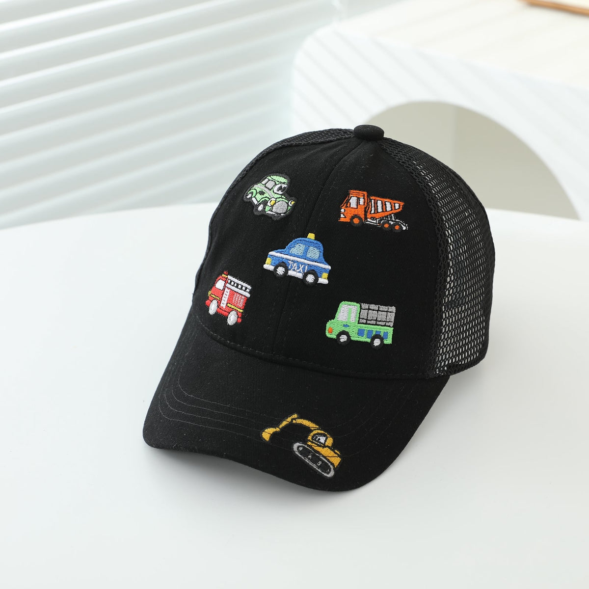 Children's Style Embroidered Mixed Model Small Car With Breathable Semi-net Brimmed Without Edge Baseball Cap