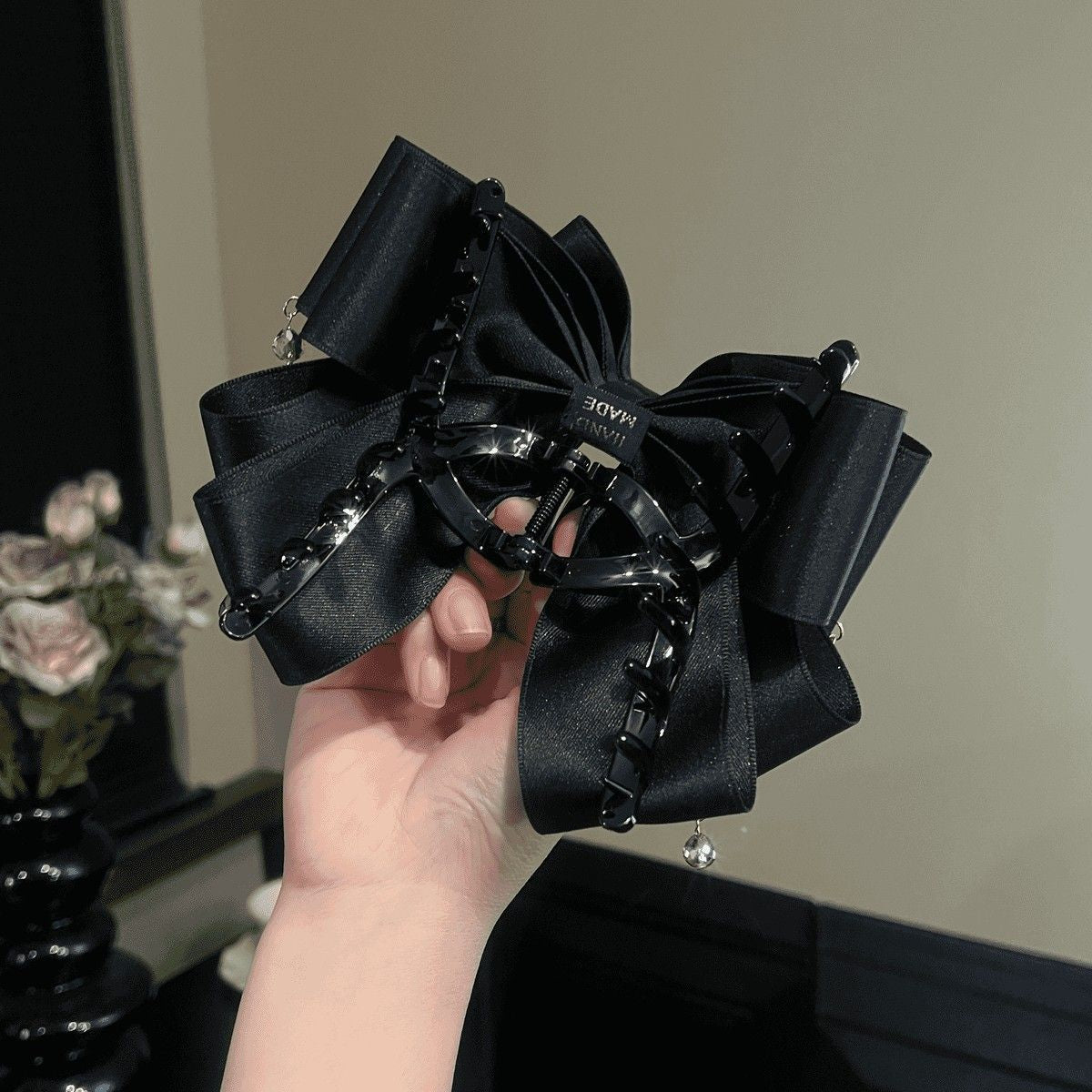 Multi-layer Butterfly Hair Clips With A Sparkling Bow