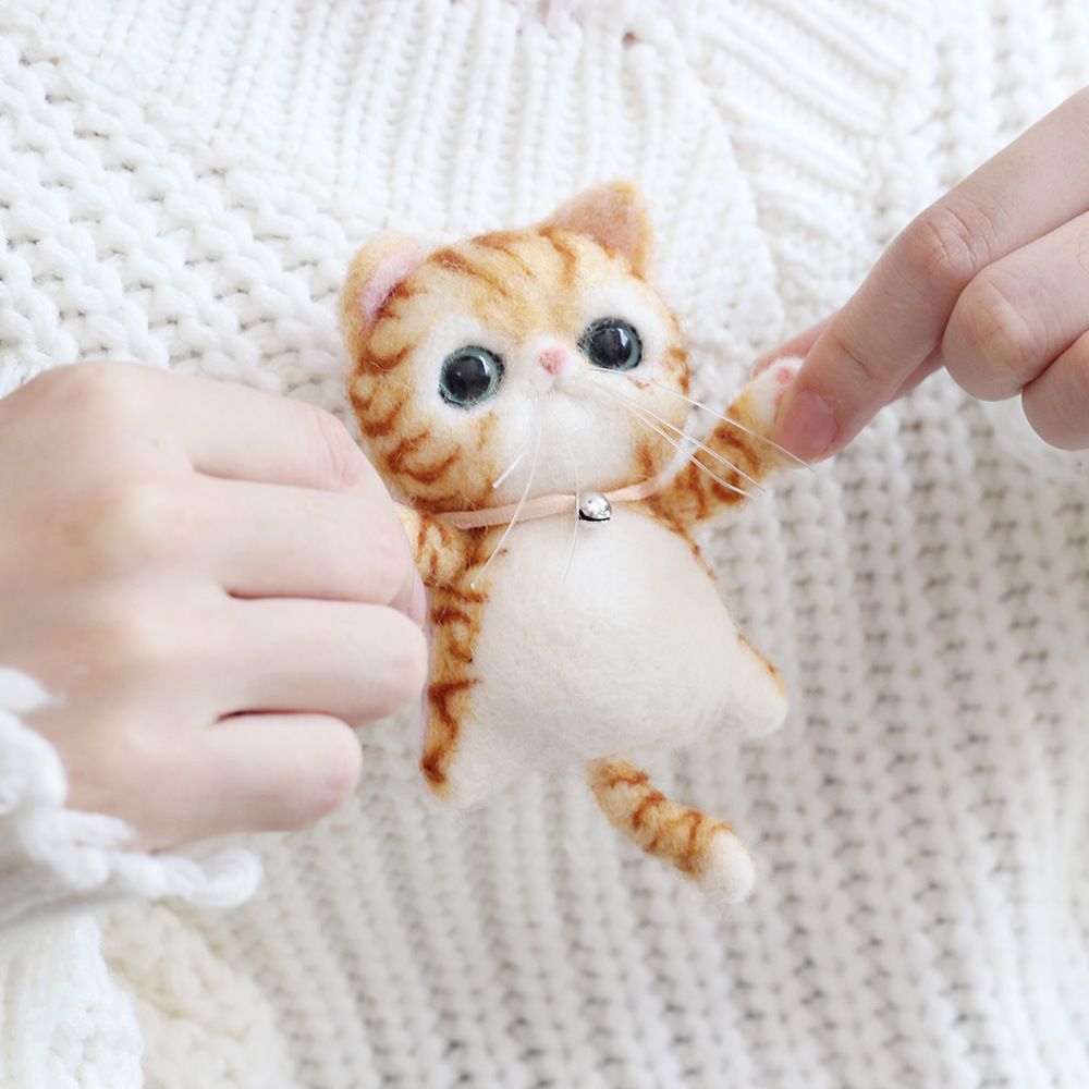 Felted Wool Needle Felting Kit Kitten Brooch