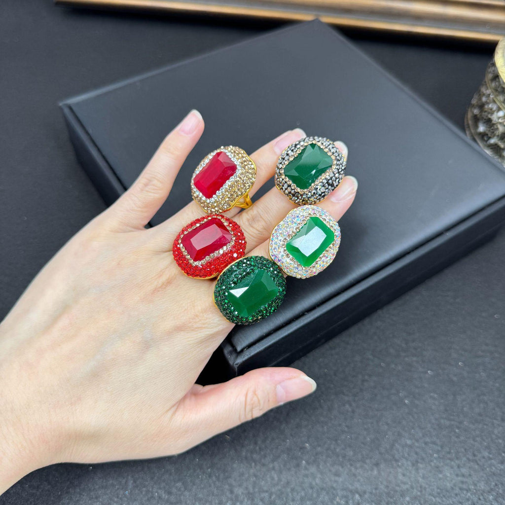 Fashionable Handmade Gemstone-studded Full-diamond Ring