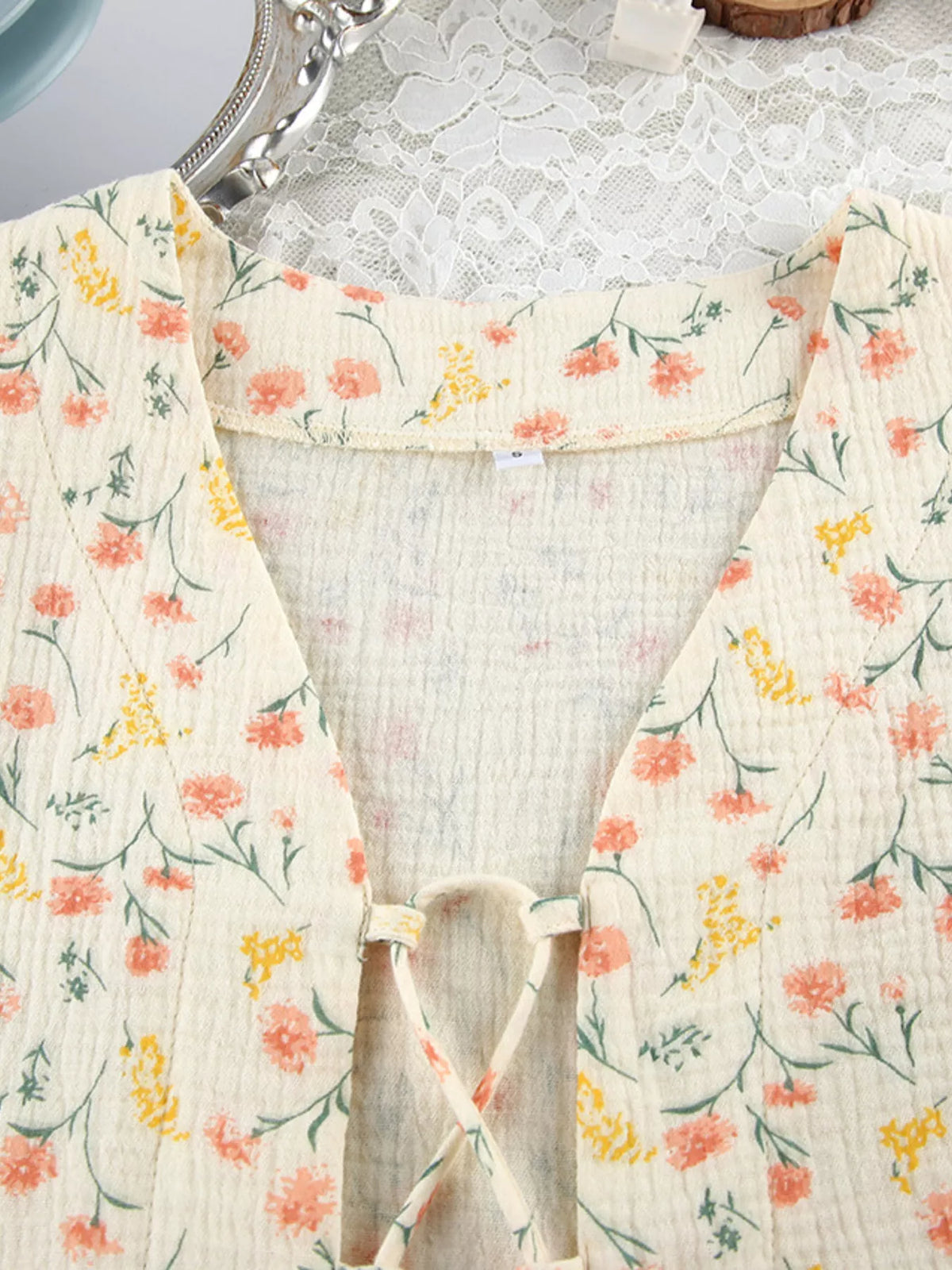 Floral Print Crinkle Texture Tie-Front Top and Shorts Set