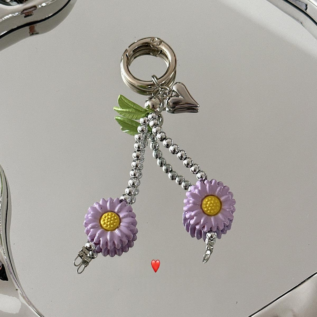 Cute Flower-shaped Bag Charm Keychain