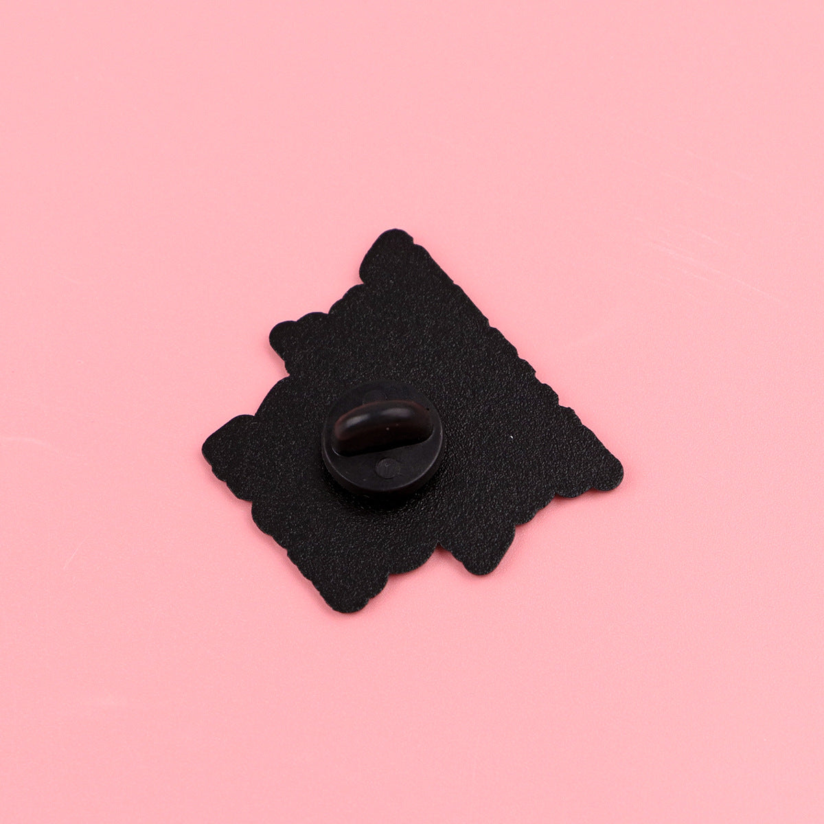 Creative Black And White Series Metal Brooch