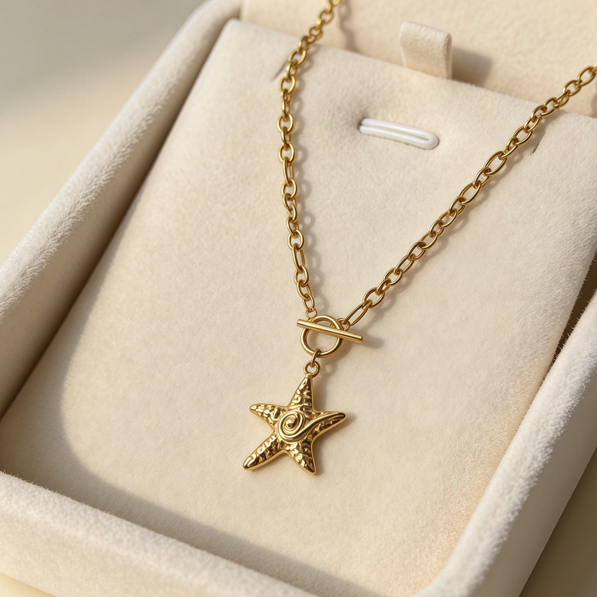 Gold Starfish Pendant Necklace Ocean Vacation Style Beach Clavicle Chain Women Neck Jewelry For Daily Dating Summer Party Occasions