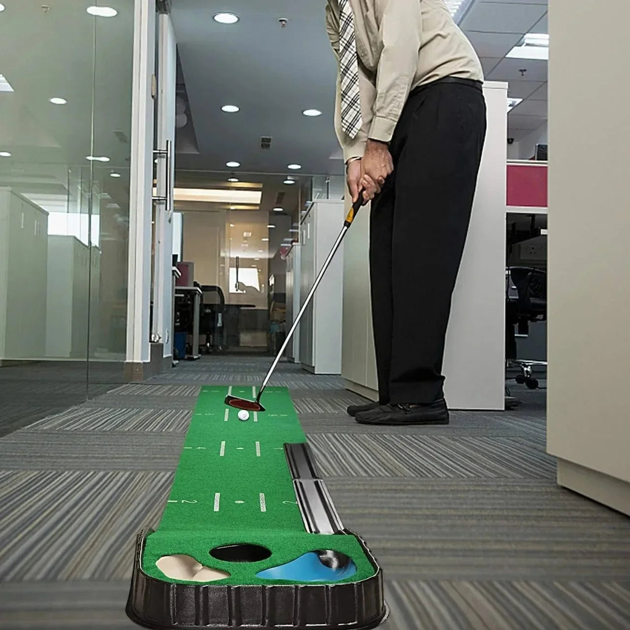 Indoor Putting Mat – Auto Ball Return Green Carpet