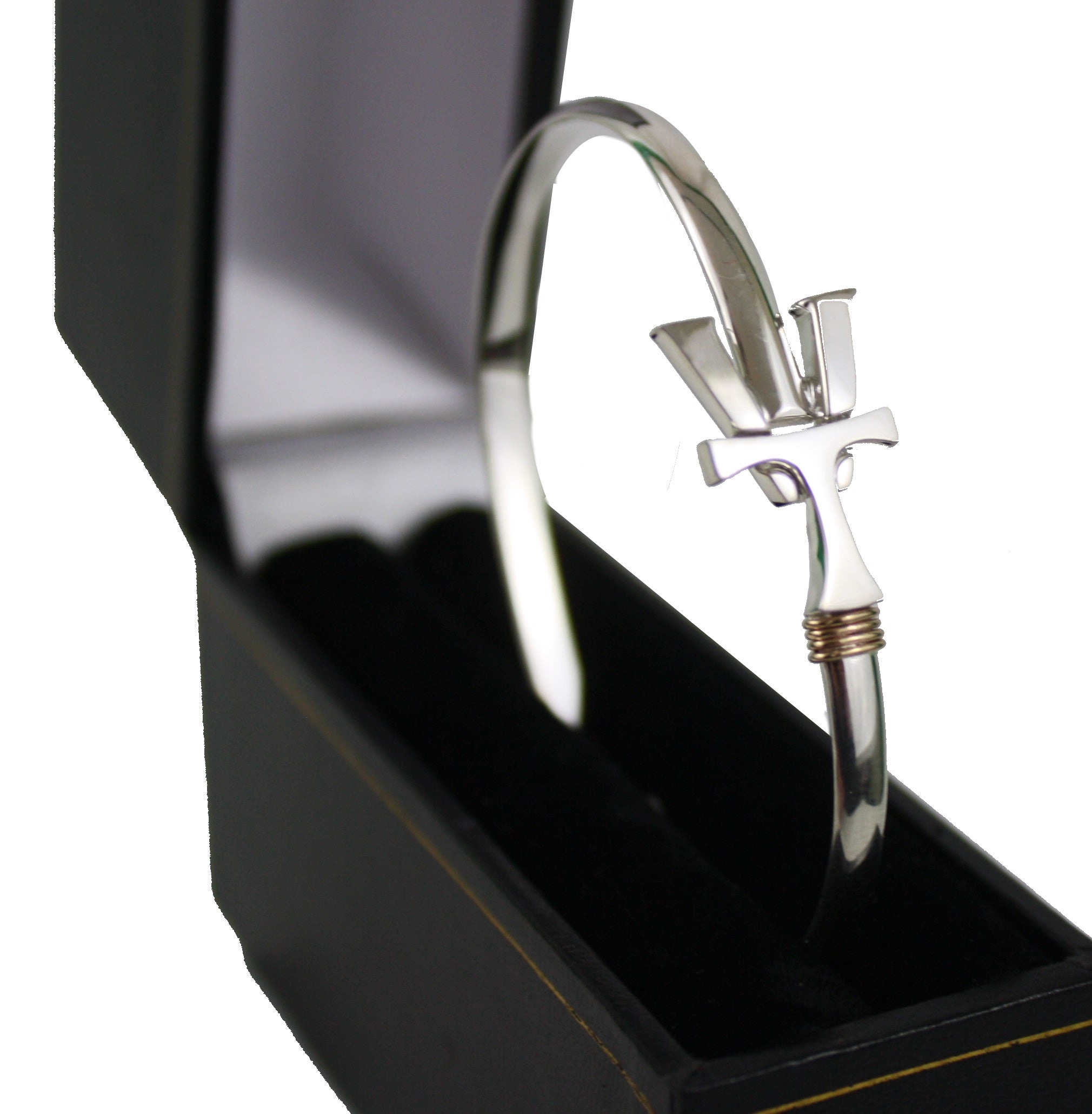 Vermont  Hook Bracelet Silver - 4mm Band - 7.5 Inch